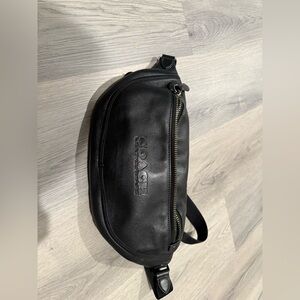 Coach sling bag